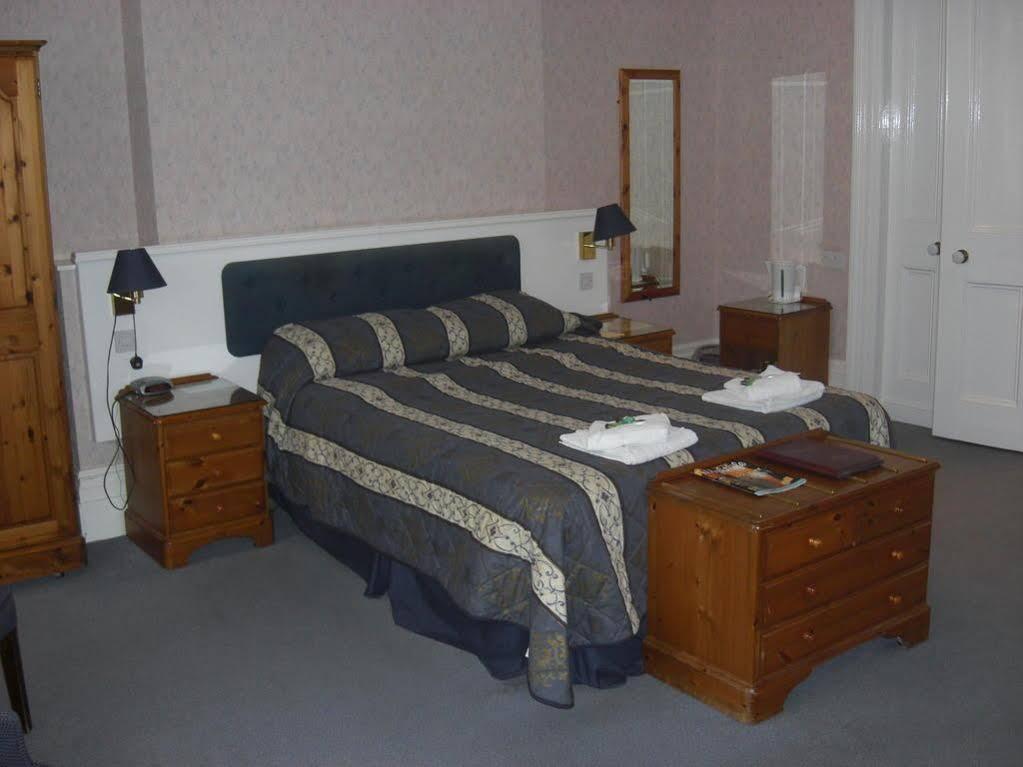 Yelf'S Hotel Ryde  Zewnętrze zdjęcie