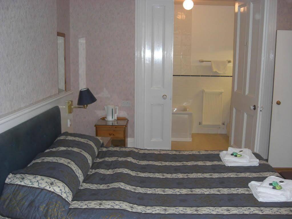 Yelf'S Hotel Ryde  Zewnętrze zdjęcie